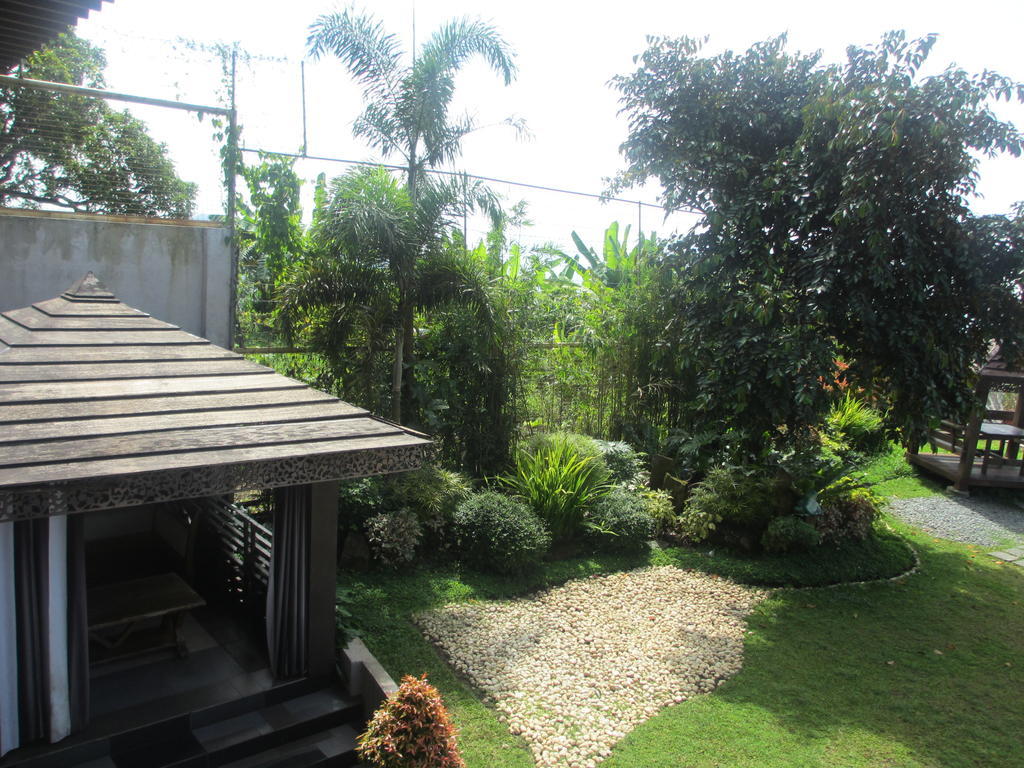 The Theodore Hotel Tagaytay City Екстер'єр фото