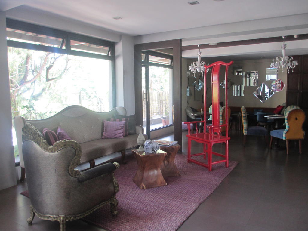 The Theodore Hotel Tagaytay City Екстер'єр фото