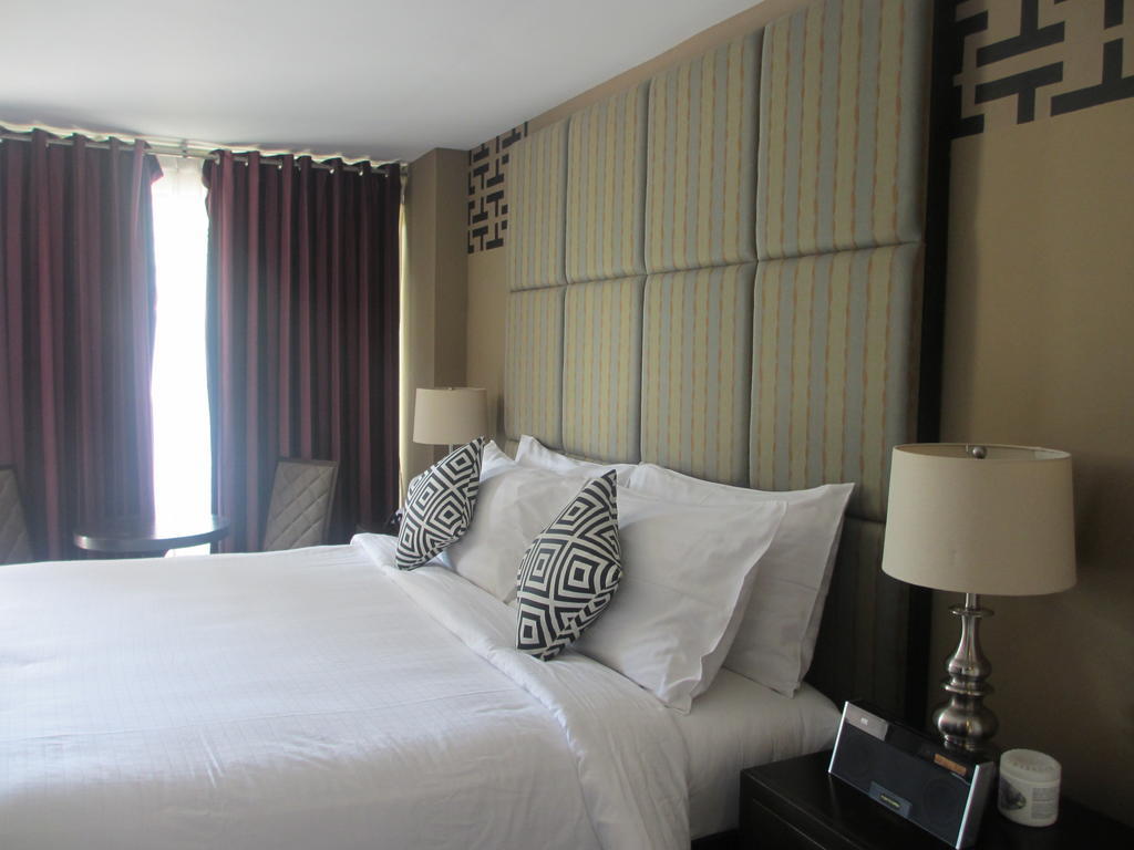 The Theodore Hotel Tagaytay City Номер фото