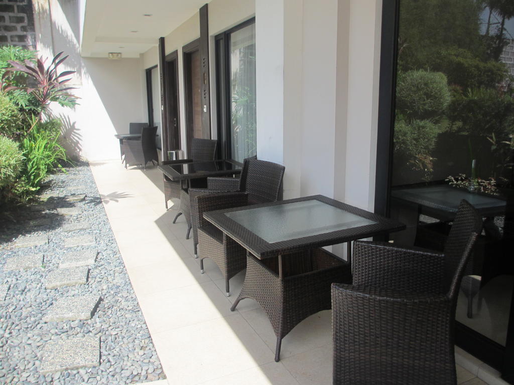 The Theodore Hotel Tagaytay City Екстер'єр фото