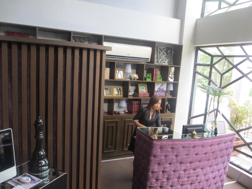 The Theodore Hotel Tagaytay City Екстер'єр фото
