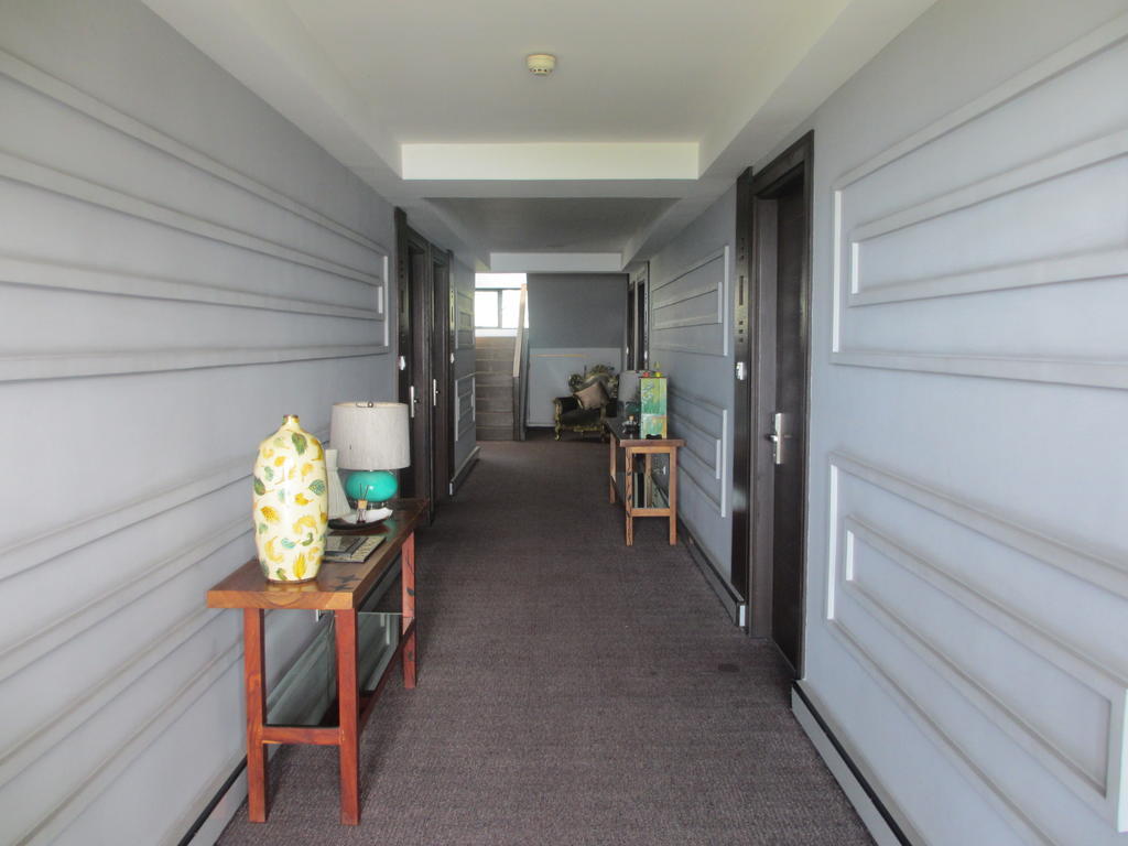 The Theodore Hotel Tagaytay City Екстер'єр фото